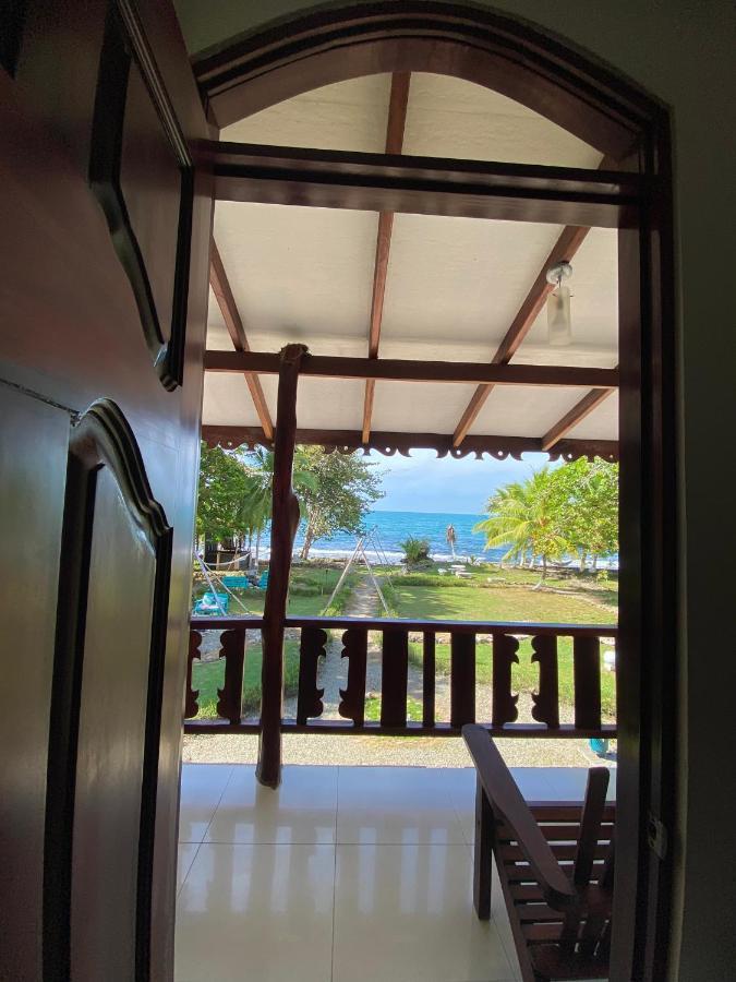 Ocean View Lodge Cahuita Eksteriør billede
